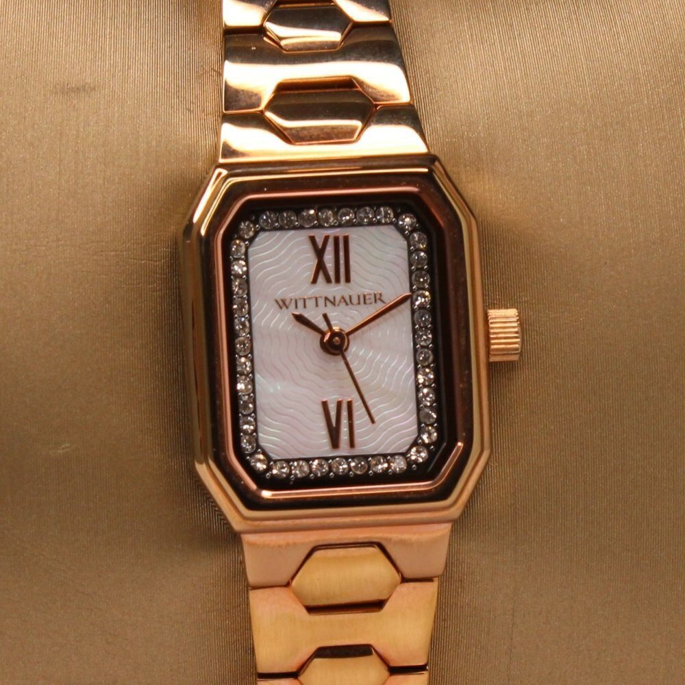 Wittnauer Ladies Watch Crystal Insets Rose Gold Tone Mother Of Pearl Dial 20mm - Picture 5 of 13